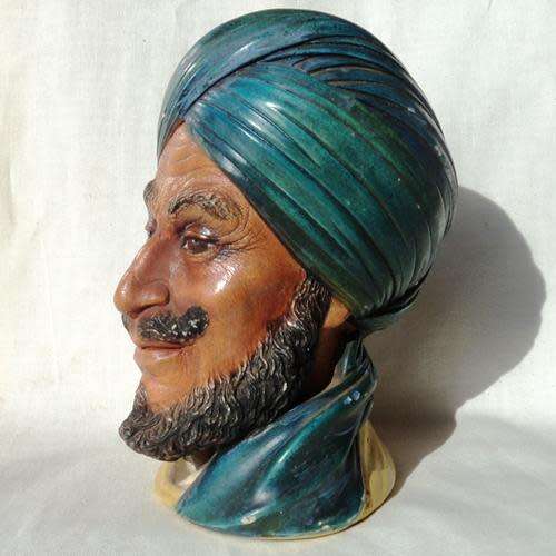 Bossons Chalkware Shelf Ornament. SIKH. Produced 1963 - 1966. Hand painted.