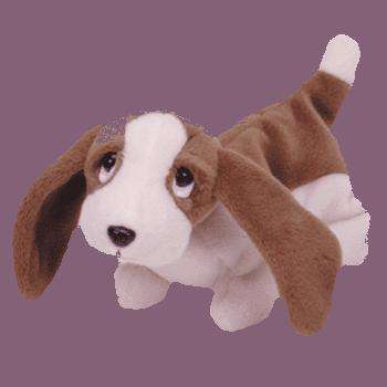 TRACKER (The Basset Hound). Collectable Ty Beanie Baby. Born June 5, 1997. Retired.
