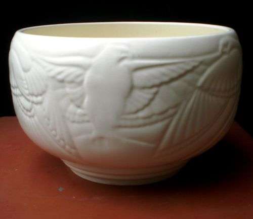 SPODE. Large Ceramic Bowl. Art Deco Velamour Pattern. Very collectable.