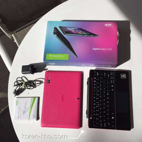 Aspire Switch 10E Pink 2-in-1 Pink Notebook (Demo Unit)