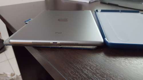 Apple iPad Air 1, 16GB, Wi-Fi + Cellular (4G/LTE), 9.7in - Space Gray