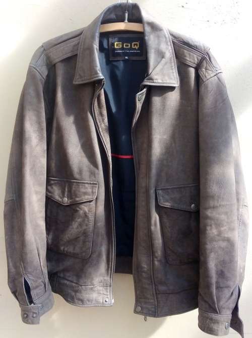 High quality men`s leather jacket. Size Xtra Large.