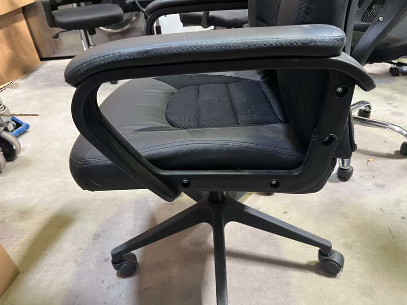 Bugatti Office & Gaming Chair DISPLAY UNIT DEMO SEE DESCRIPTION