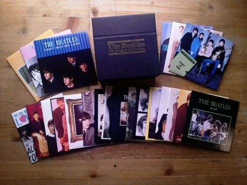 The Beatles CD Singles Collection (22 CD Single Box)