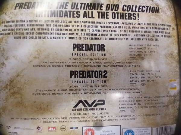 Predator - The Ultimate DVD Collection set (Limited Edition with Predator bust)