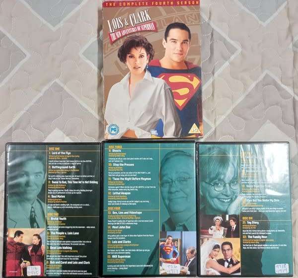 Lois & Clark - The New Adventures of Superman. Complete seasons 1 to 4 DVD bundle