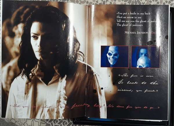 Michael Jackson - Ghosts Deluxe Collector Box (CD, Cdsingle, VHS and Programme)