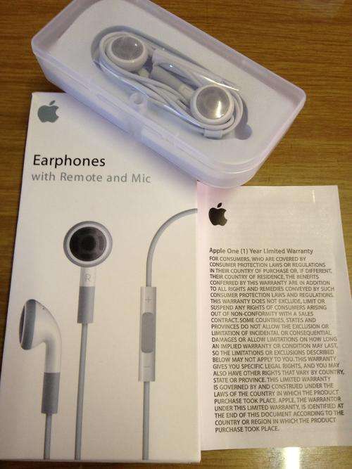 Original Apple Earphones With Mic And Remote iPhone 4 4S 3GS 3G, iPod, iPad 1 & 2 MB770FE/B