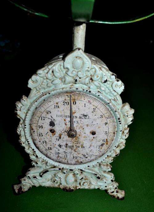 Old Cast Iron Kitchen Scale