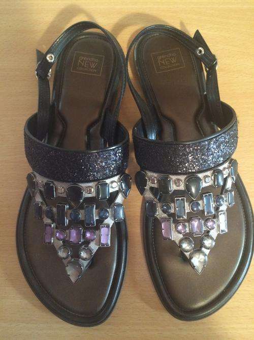 Basically brand new black Grendha size 7 sandals, only worn once and in perfect condition