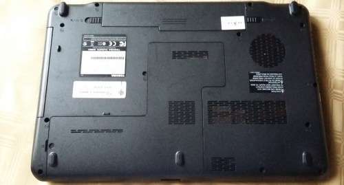 TOSHIBA laptop up for Grabs -  MODEL C660-14G  -  ****LOW LOW SHIPPING *****