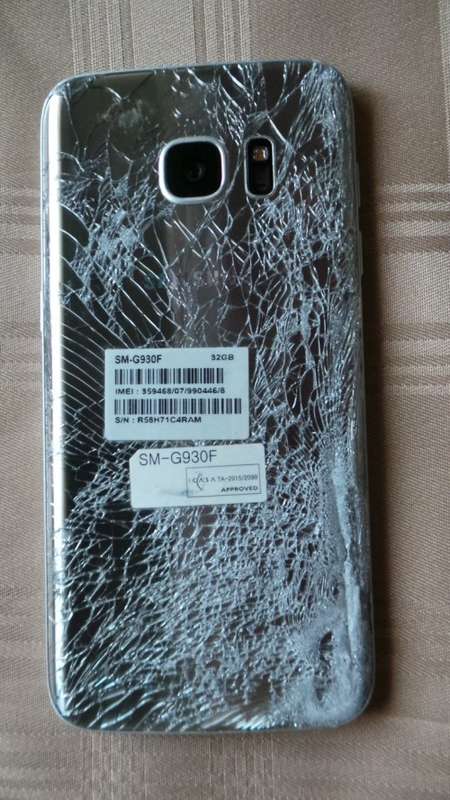 Samsung Galaxy S7 - SM - G930F Cellphone up for grabs **** LOW LOW SHIPPING ******