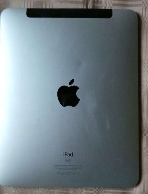 Apple A1337 Ipad Up for Grabs  -  **** LOW LOW SHIPPING ******