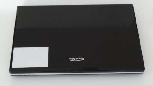 Proline Laptop - Screen Has Spon on It- ******LOW LOW SHIPPING *****