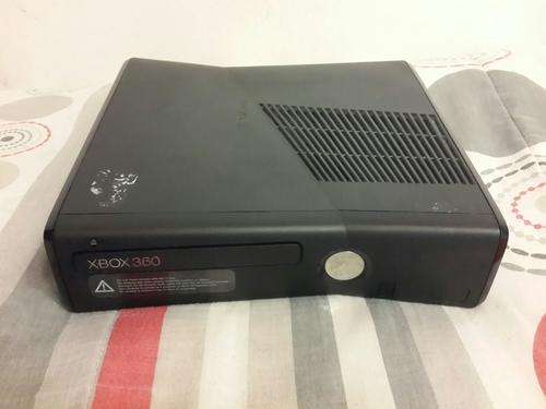 Xbox 360 S Console only (Working ) - No hard drive