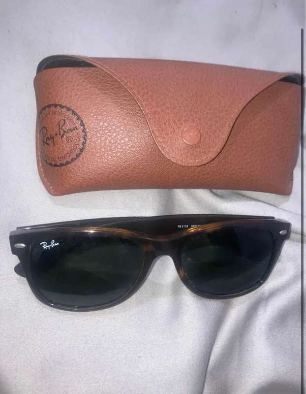 Ray bans sunglasses