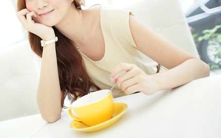 *Fashion Tokyo* Irregular Length Chiffon Sleeveless Dress-Almond