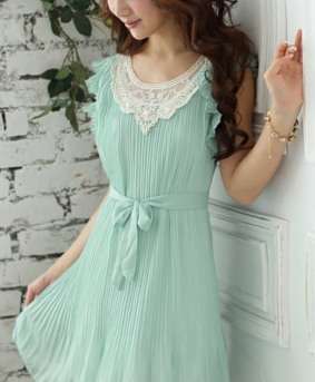 *Fashion Tokyo* Knitting Collar Chiffon Pleated Dress-Pastel Green