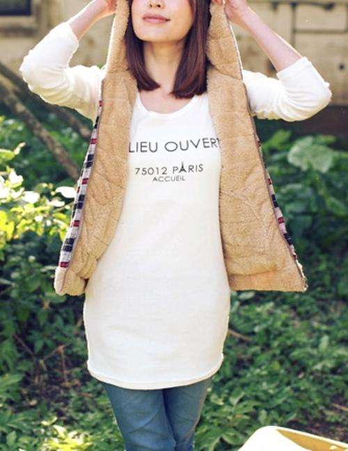 *Fashion Tokyo* Two Way Fur Vest with Cap and Pockets-Light Brown