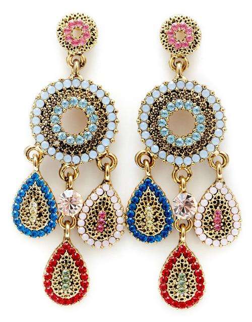 Stud earrings made with SWAROVSKI ELEMENT CRYSTAL by *Civetta Spark*