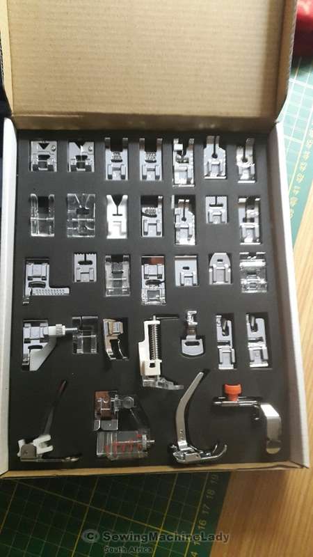 BOX 32 FEET FOR SEWING MACHINE