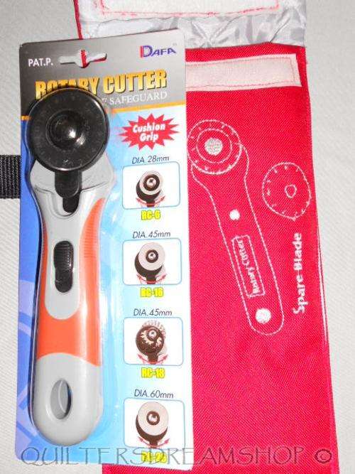 ROTARY CUTTER & POUCH + SPARE BLADE