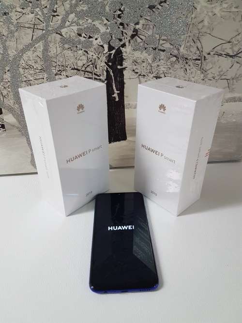 HUAWEI PSMART 2019 SINGLE SIM-64GB / BRAND NEW/ ICASA APPROVED