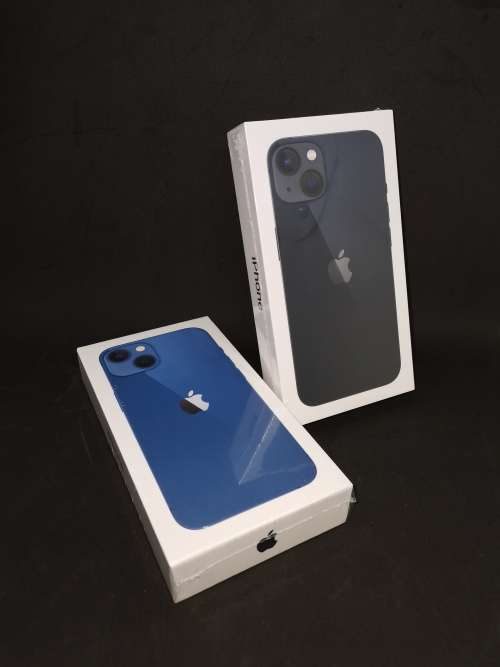 Apple iPhone 13 256GB/Brand New Sealed/ICASA Approved/Free Shipping
