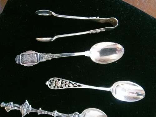 ASSORTED SILVER ITEMS WEIGHING 98 GRAMS - HALLMARKED ENGLISH AND HALLMARKED DUTCH