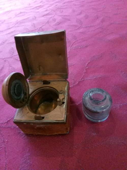 ANTIQUE TRAVELLING INKWELL