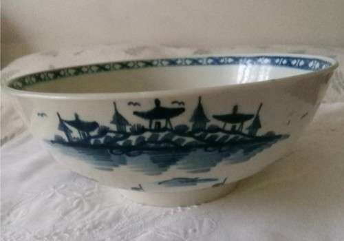 ROYAL WORCESTER 1ST PERIOD PUNCH BOWL - ROCK STRATA - OPEN CRESCENT MARK CIRC 1770 - pay over 6 week
