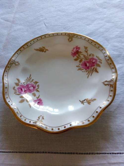 ROYAL CROWN DERBY TRIO - ROYAL PINXTON ROSES PATTERN