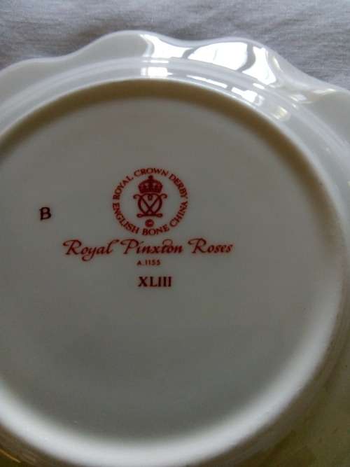 ROYAL CROWN DERBY TRIO - ROYAL PINXTON ROSES PATTERN