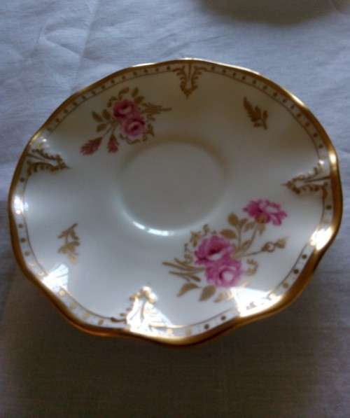 ROYAL CROWN DERBY TRIO - ROYAL PINXTON ROSES PATTERN