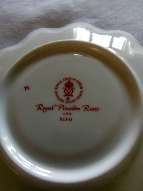 ROYAL CROWN DERBY TRIO - ROYAL PINXTON ROSES PATTERN