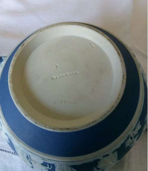 WEDGWOOD JASPERWARE TEAPOT 19TH CENTURY