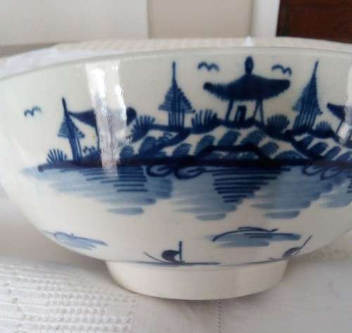 ROYAL WORCESTER 1ST PERIOD PUNCH BOWL - ROCK STRATA - OPEN CRESCENT MARK CIRC 1770 - pay over 6 week