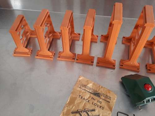 American Flyer assorted components