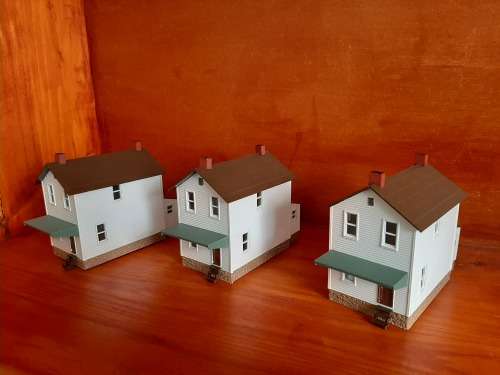 Set of 3 Double Story houses