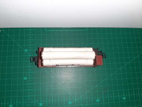 LIMA Lowbed wagon with pipe load - Boxed