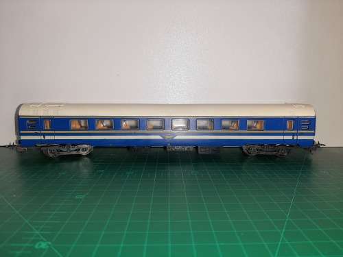 LIMA Blue Train Coach