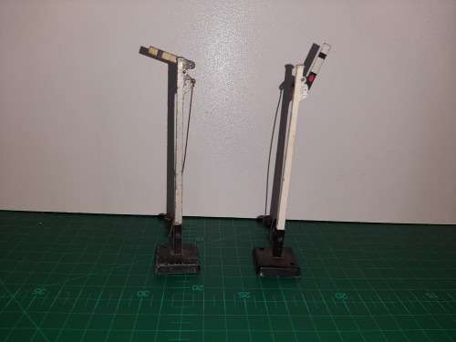 Hornby Signals (Set of 2)