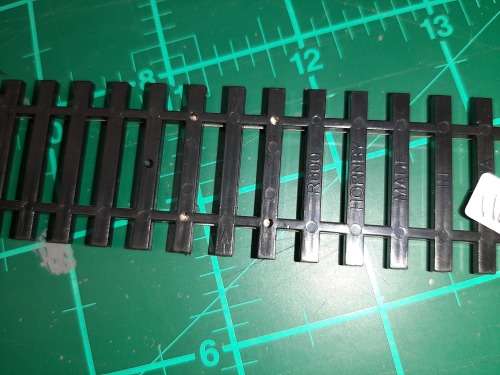 Hornby Short Straight R600 Set of 2