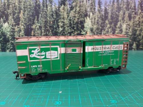 Life-Like Freight Car - Boxed