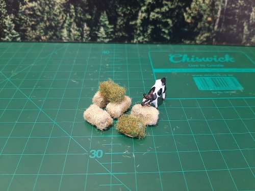 Hay Bales (pack of 6) - Assorted