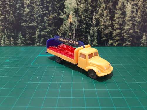 Piper-Cola Truck