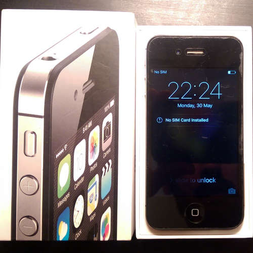 Apple iPhone 4S
