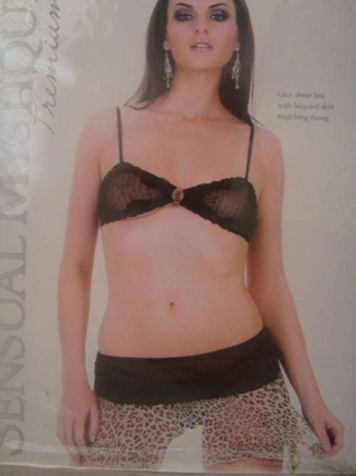 Black 3PC: Size: S/M