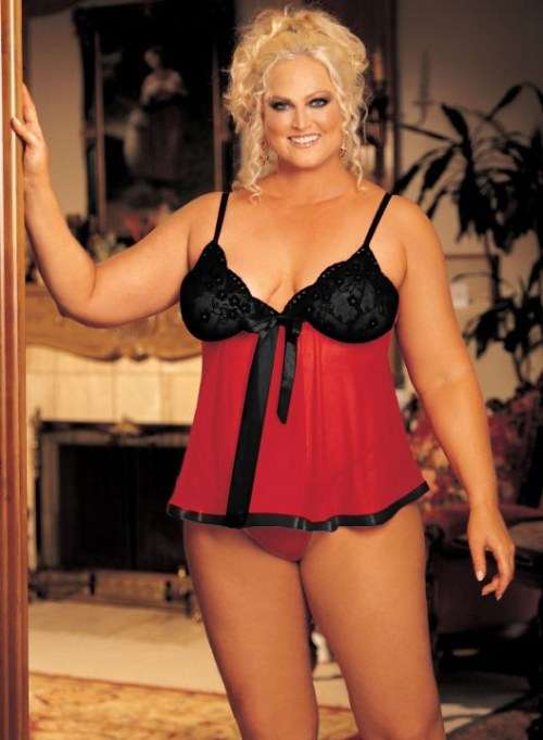 Red Baby doll: Size: L\XL