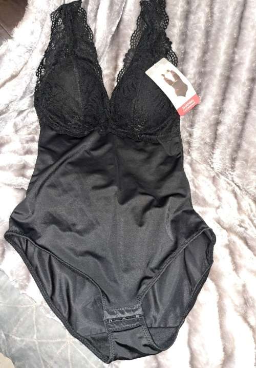 Black Lace Bodysuit: XL